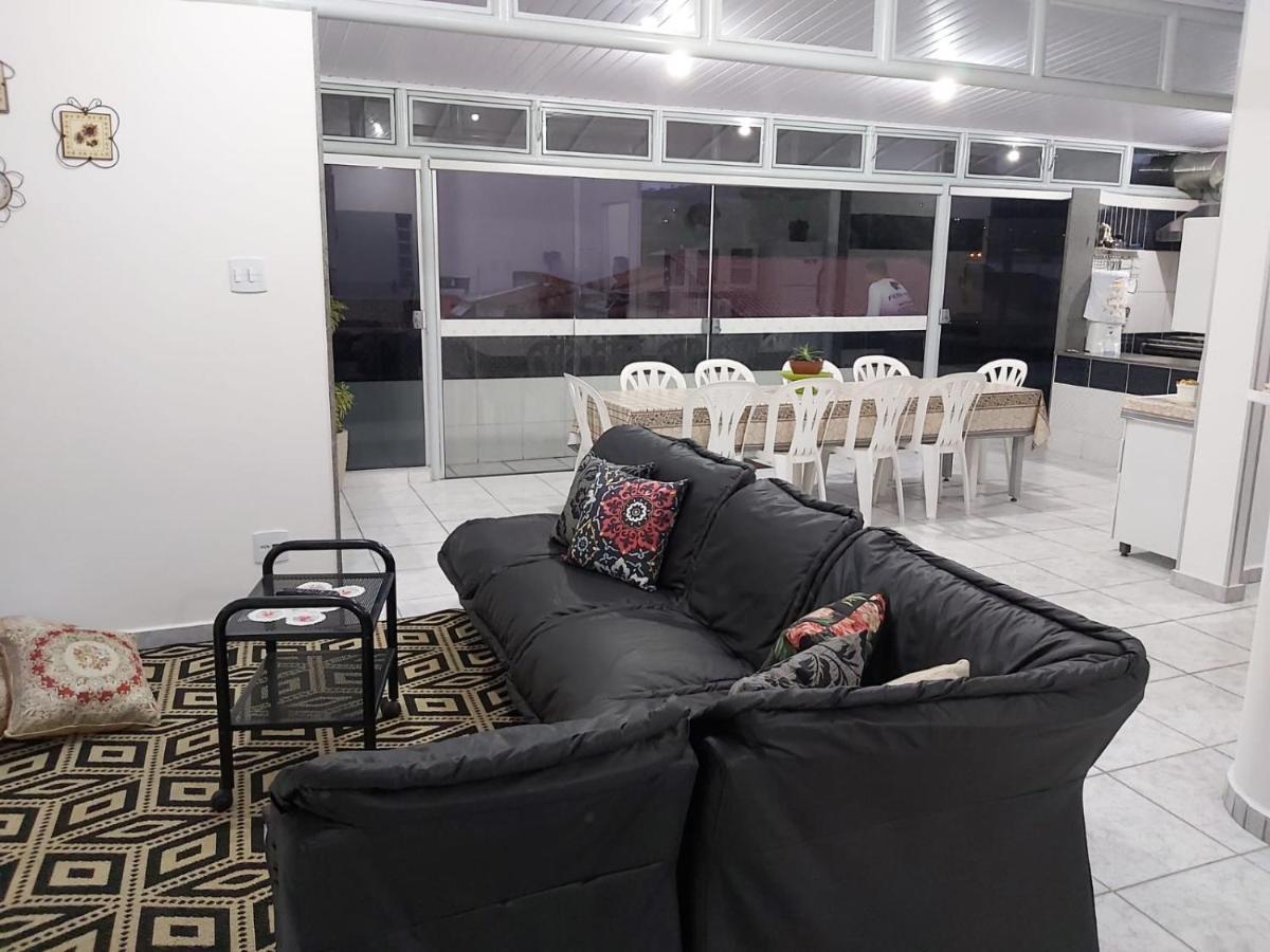 Apto Ate 6 Pessoas, 600 Metros Da Basilica Apartment *