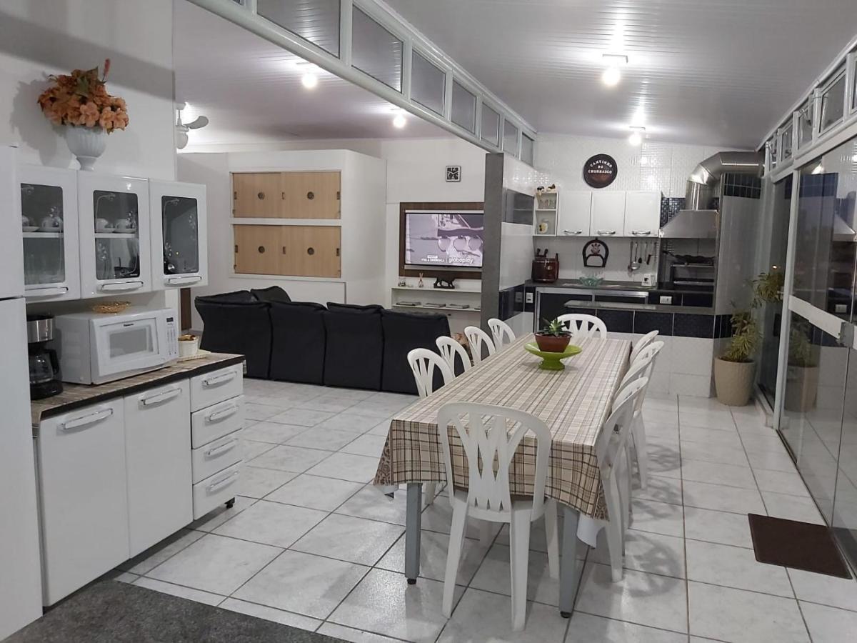 Apto Ate 6 Pessoas, 600 Metros Da Basilica Apartment